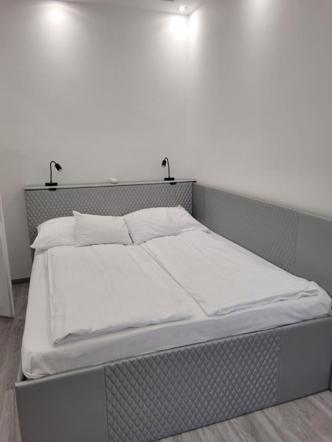 Martina Apartman ベーケーシュチャバ エクステリア 写真